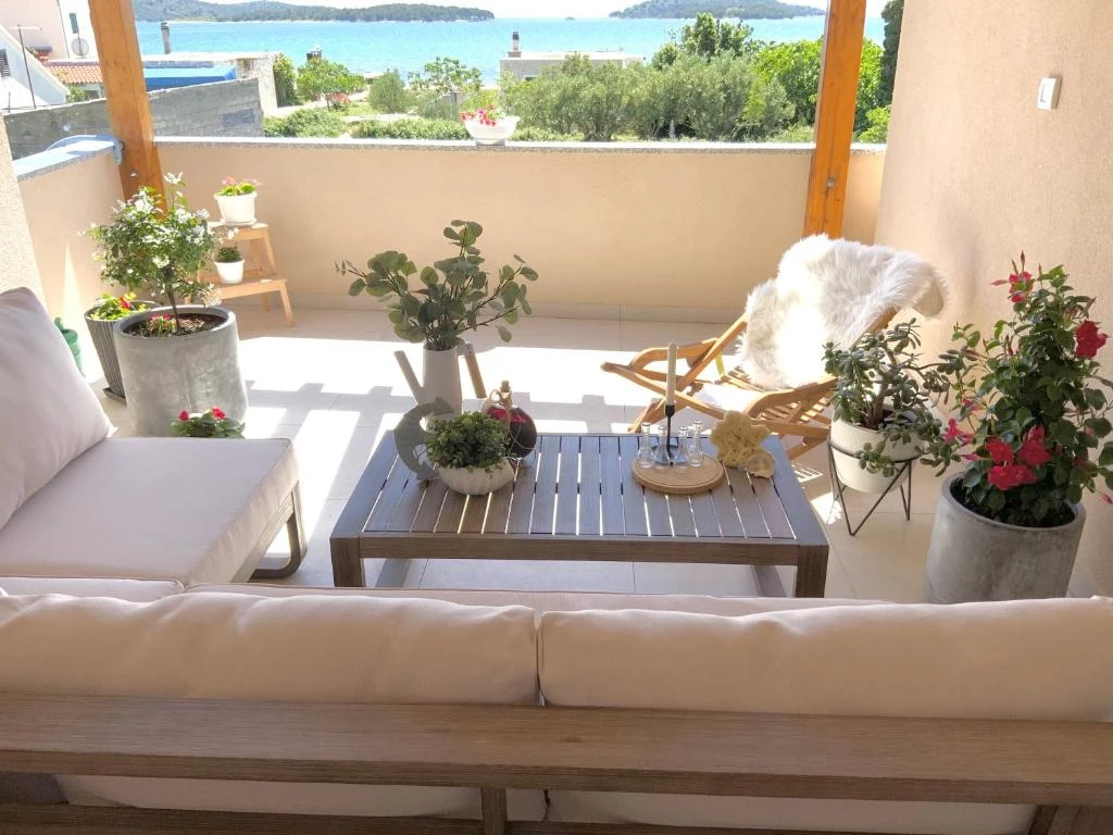 Balcony photo 17
